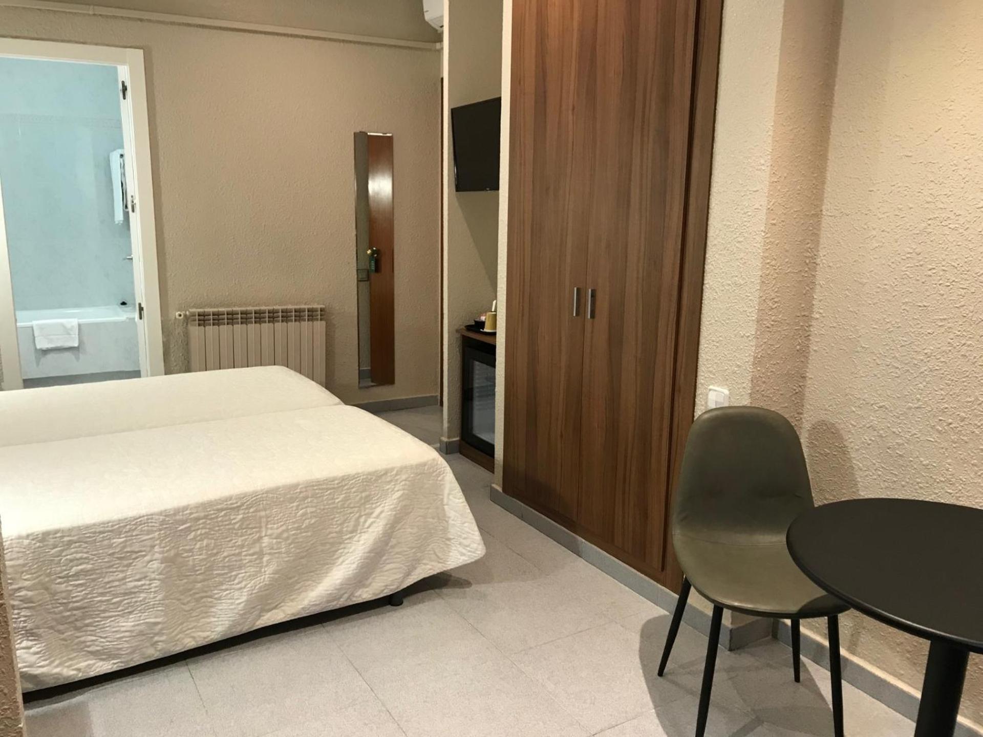 Pension Iznajar Barselona Dış mekan fotoğraf