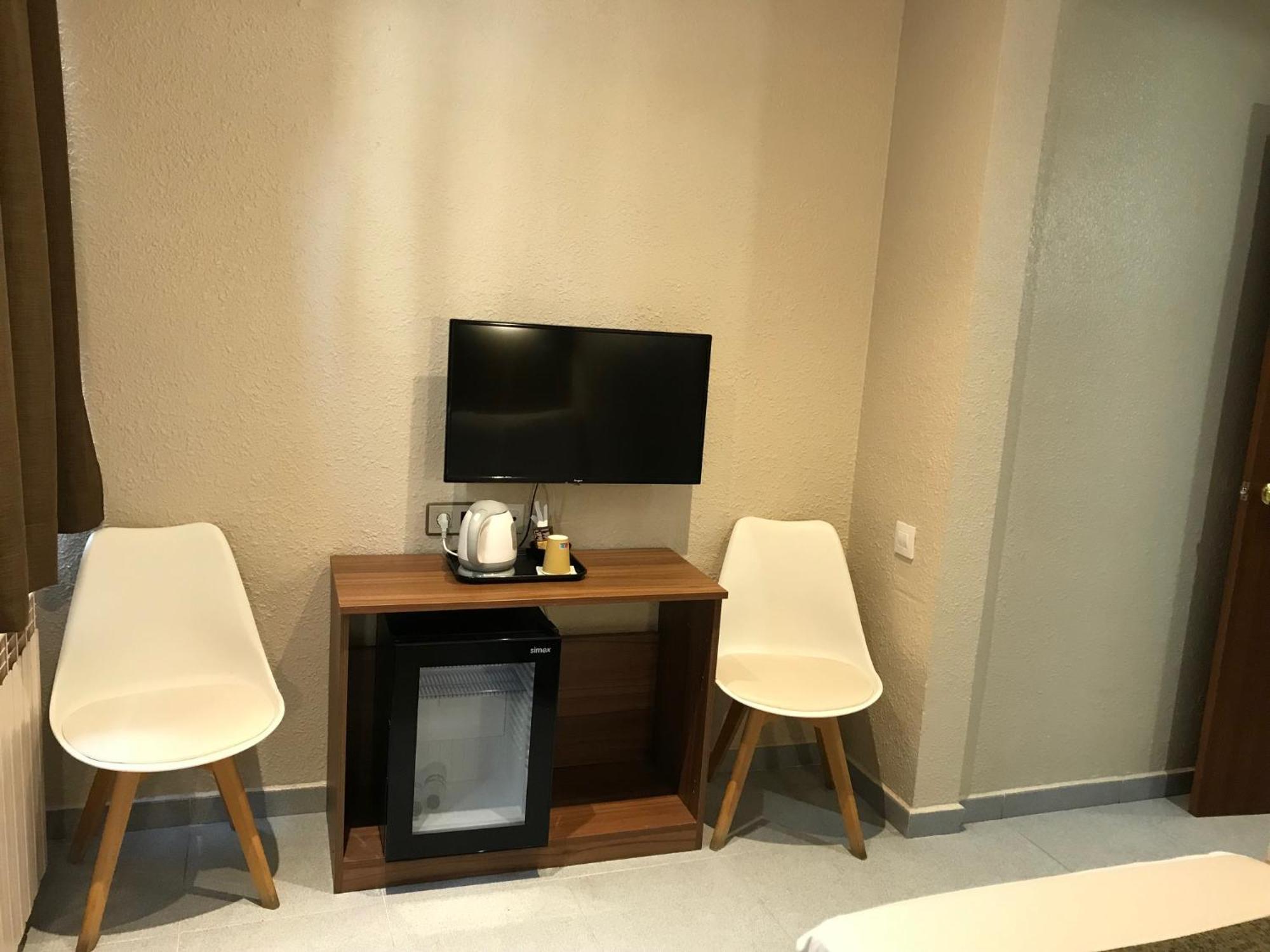 Pension Iznajar Barselona Dış mekan fotoğraf